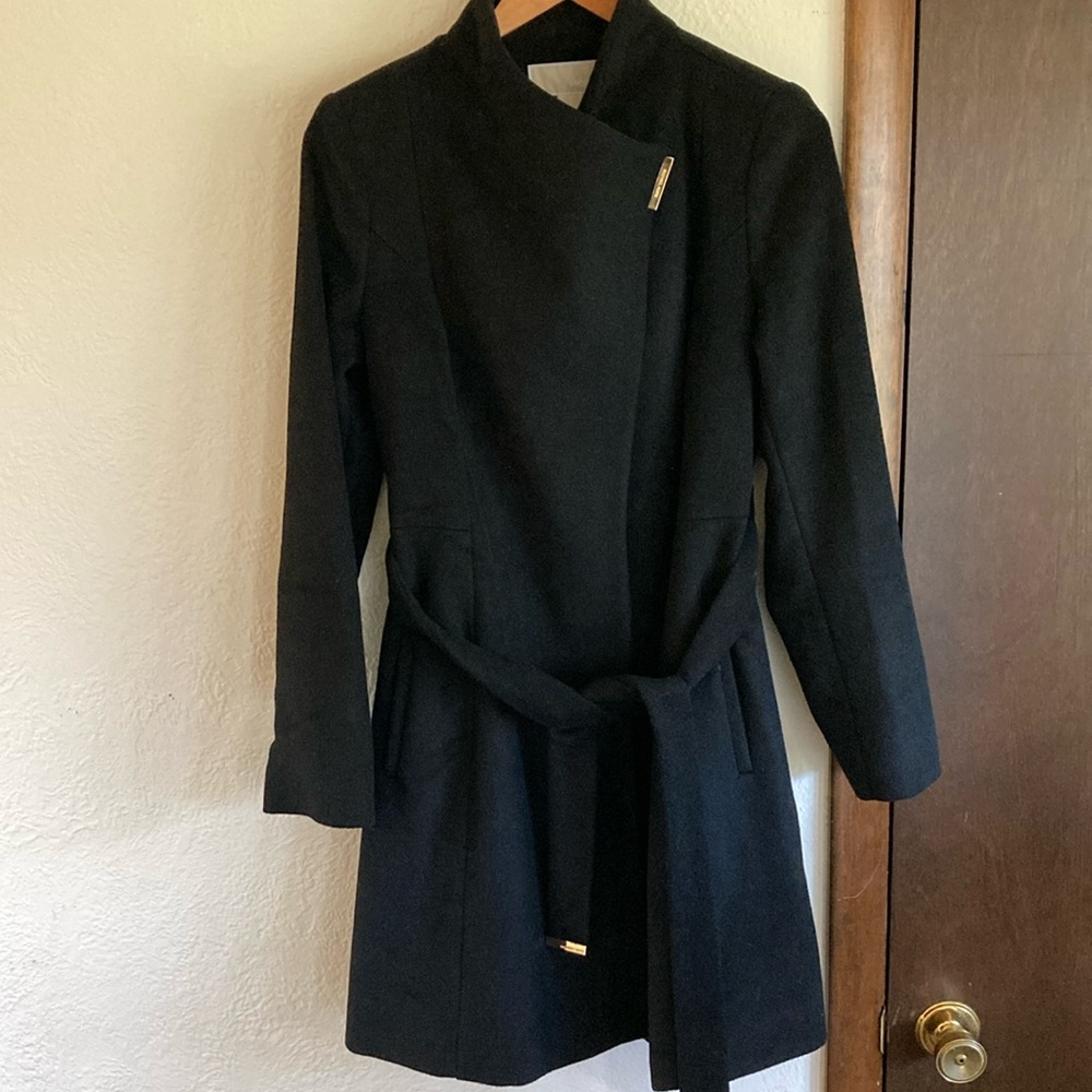 Micheal Kors wool blend coat size small black classy staple coat gold buttons